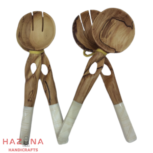 Half-twist salad servers